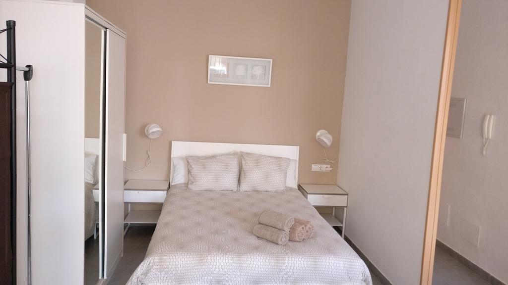 Appartamento Angosta del Carmen Málaga Esterno foto